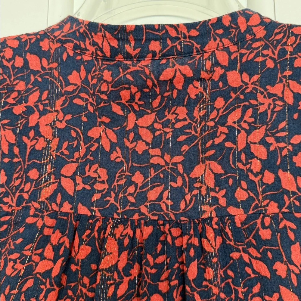 Loft Women’s Large Floral Red w/golden threading button front cotton top. - Picture 8 of 11